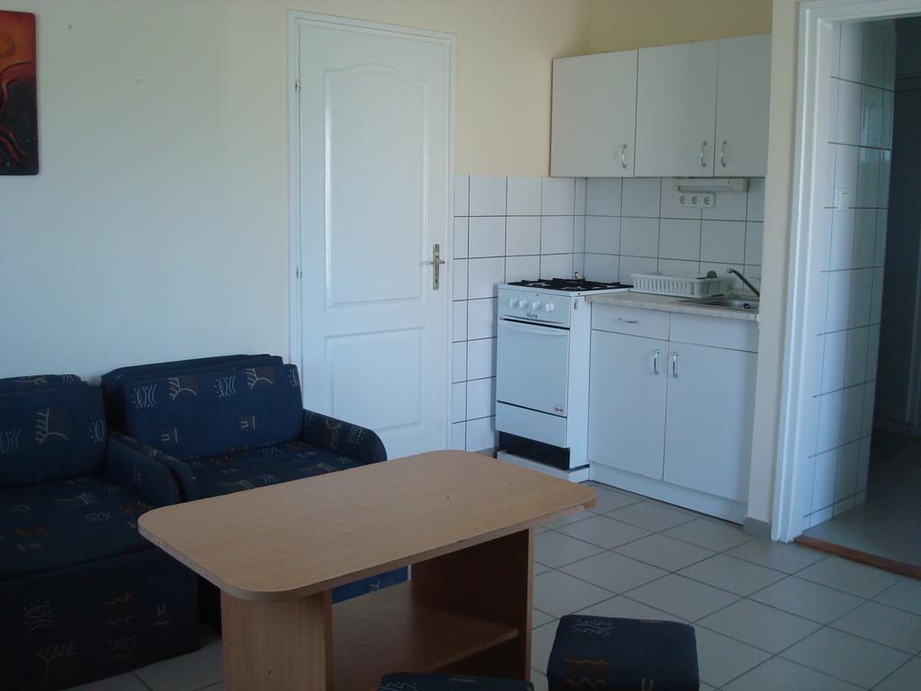 Termal Kemping Apartmanok 티자우이바로스 객실 사진